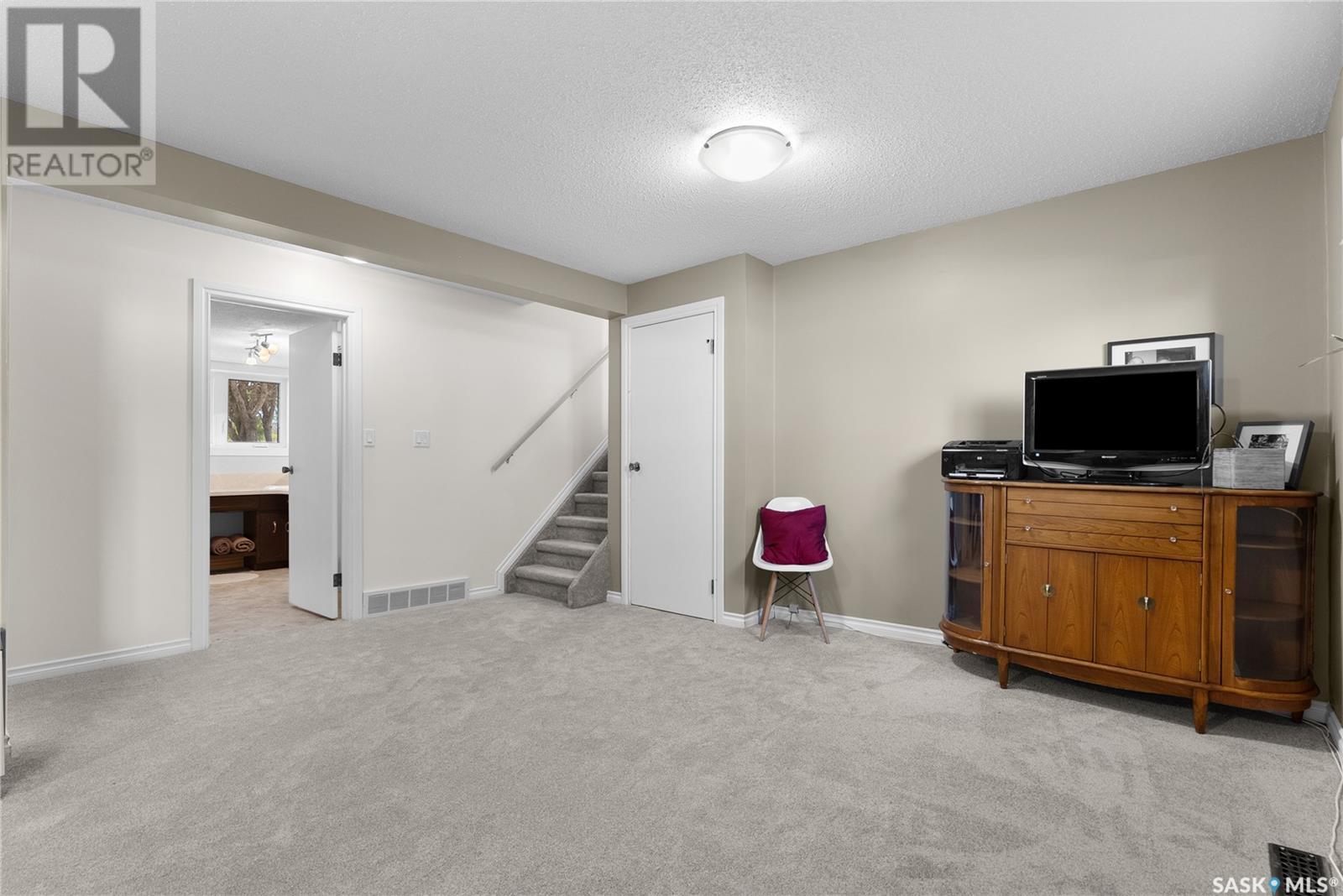 77 Albany Crescent, Saskatoon, Saskatchewan  S7K 1J4 - Photo 28 - SK004931