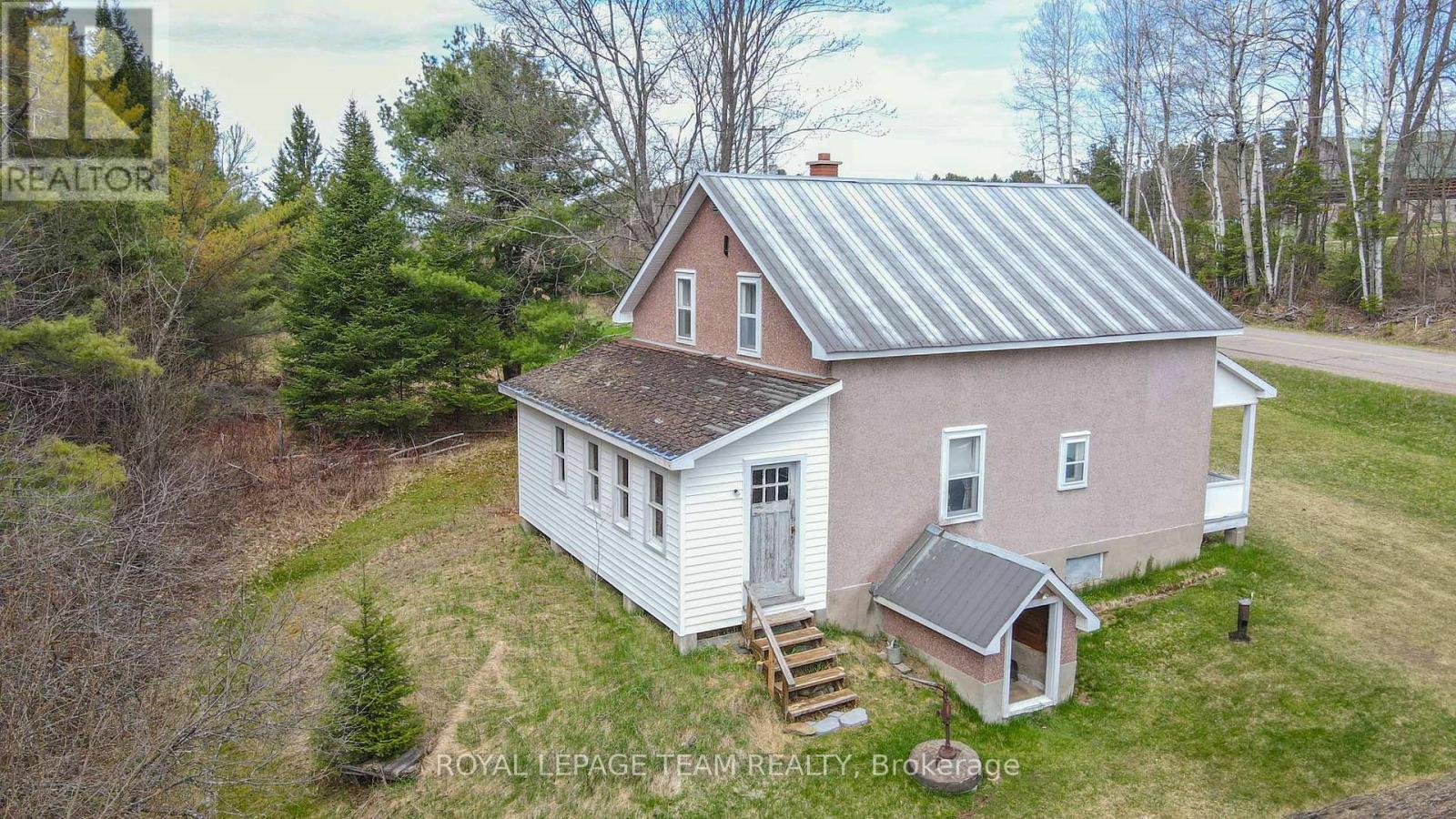 963 Wilno South Road S, Madawaska Valley, Ontario  K0J 2N0 - Photo 30 - X12134509