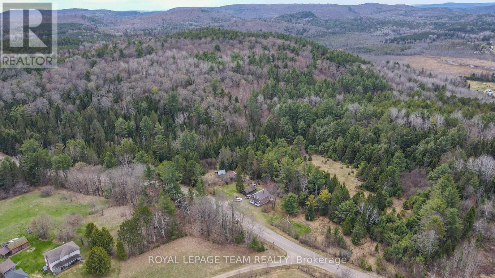 963 Wilno South Road S, Madawaska Valley, Ontario  K0J 2N0 - Photo 38 - X12134509