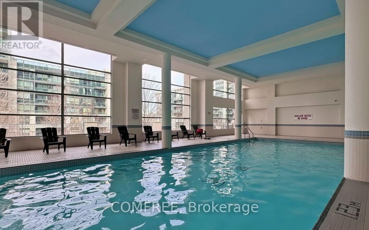 201 - 60 Disera Drive, Vaughan, Ontario  L4J 9G1 - Photo 27 - N12131208
