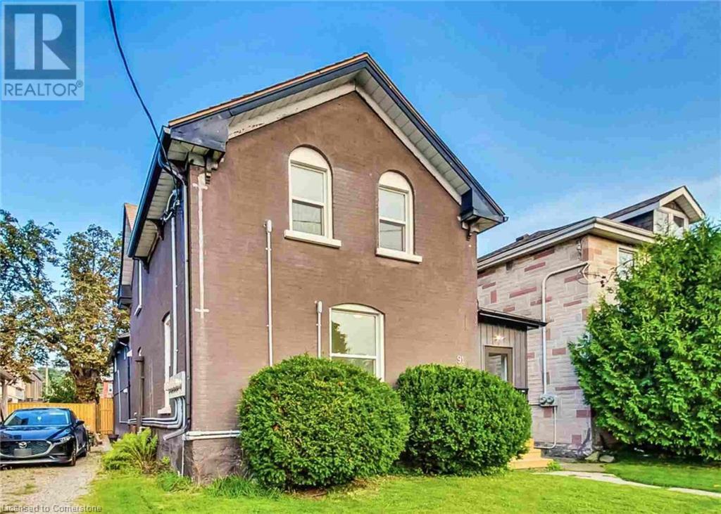 Property at 91 WATER Street S image 1