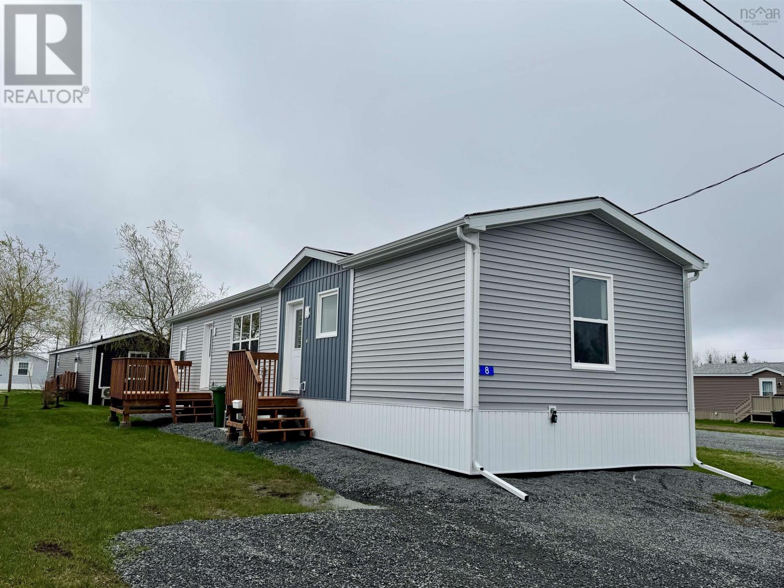 8 Christopher Avenue, Mount Uniacke, Nova Scotia