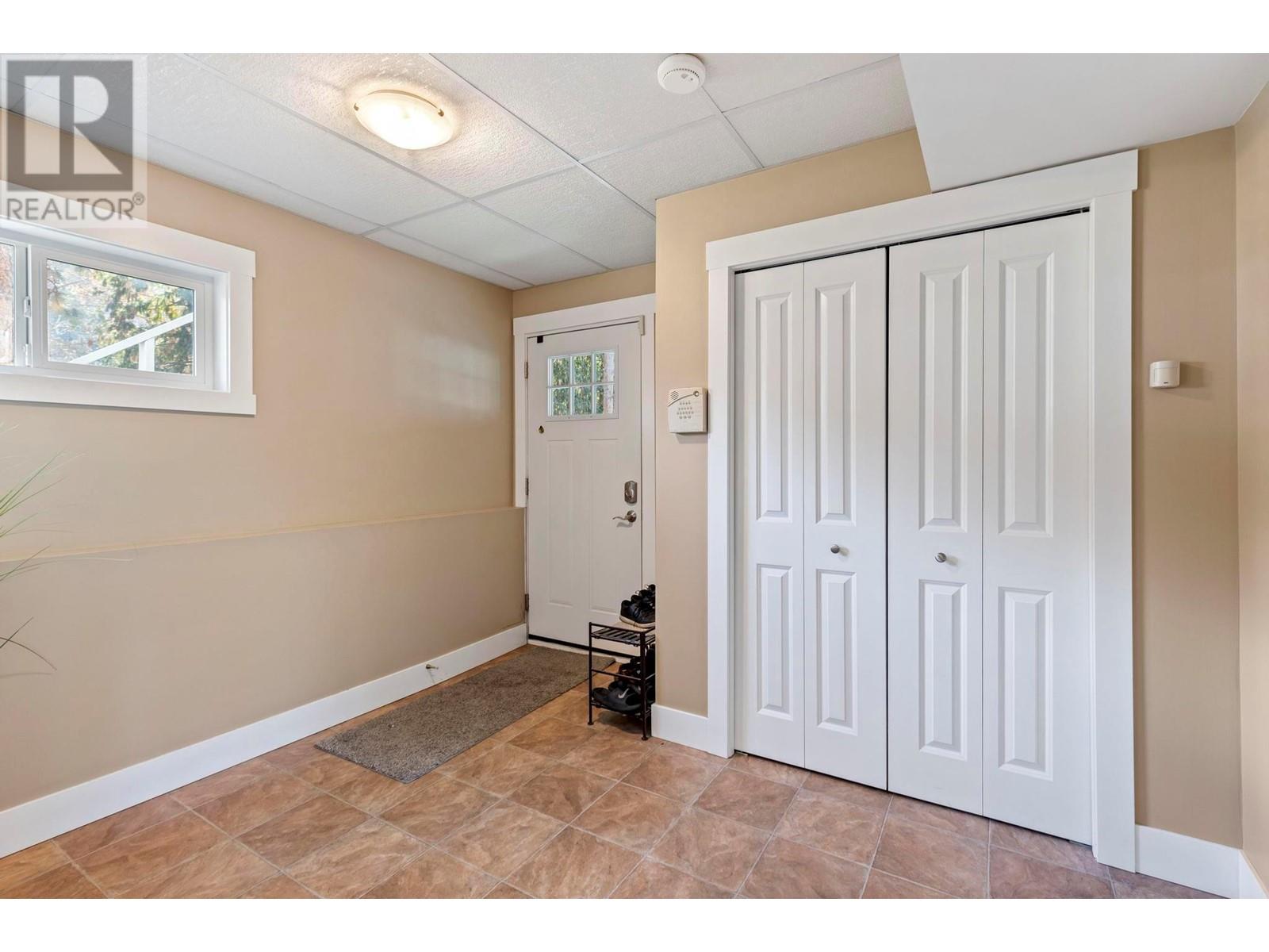 4764 Gordon Drive, Kelowna, British Columbia  V1W 4P3 - Photo 22 - 10346618