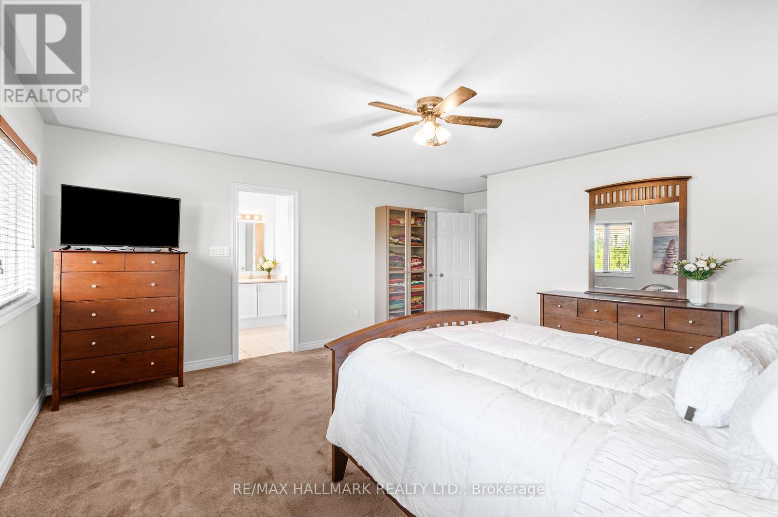 1530 Portsmouth Place, Mississauga, Ontario  L5M 7W1 - Photo 22 - W12133914