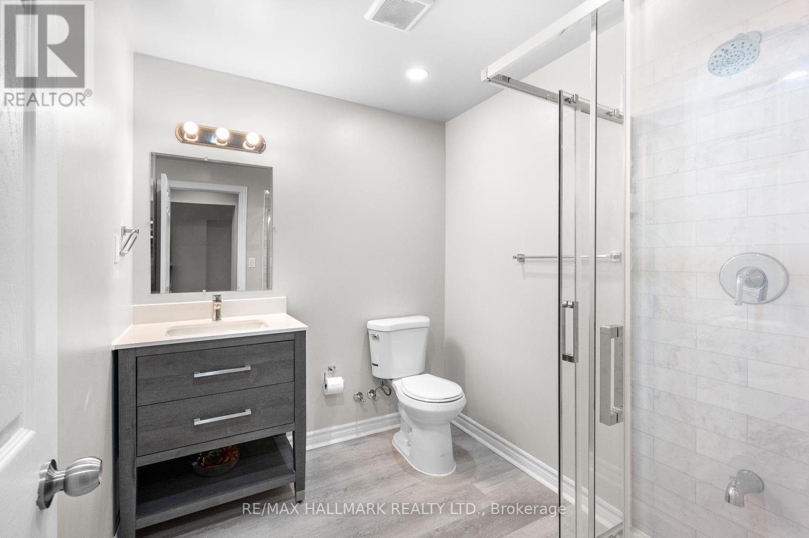 1530 Portsmouth Place, Mississauga, Ontario  L5M 7W1 - Photo 43 - W12133914