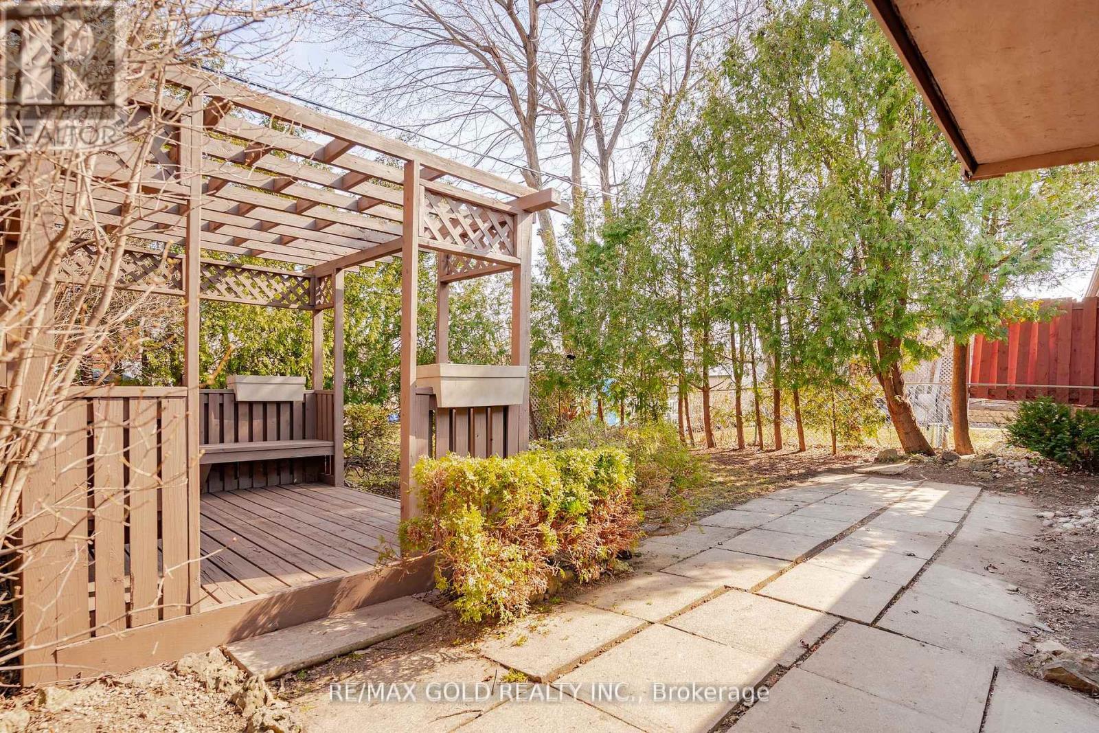 41 Danesbury Crescent, Brampton, Ontario  L6T 1T2 - Photo 43 - W12133931