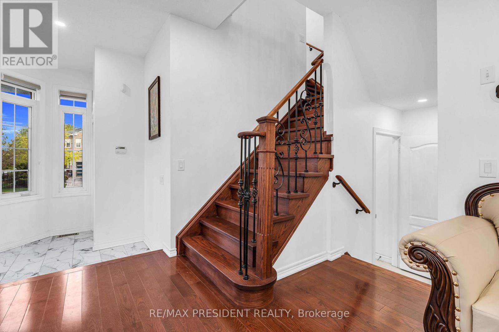 994 Ledbury Crescent, Mississauga, Ontario  L5V 2P7 - Photo 19 - W12133991