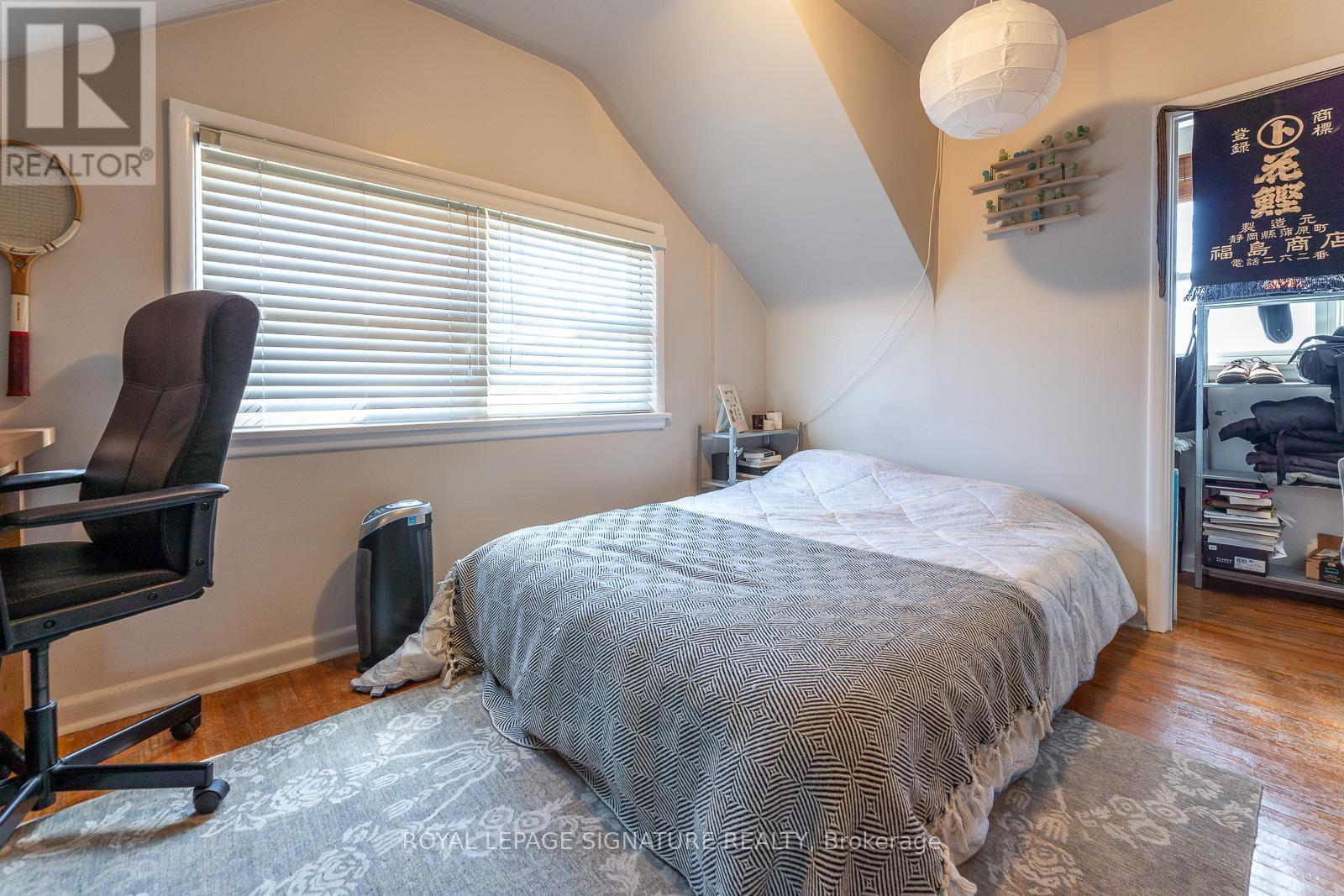 11 Coppermill Drive, Toronto, Ontario  M9W 3Z1 - Photo 18 - W12133994