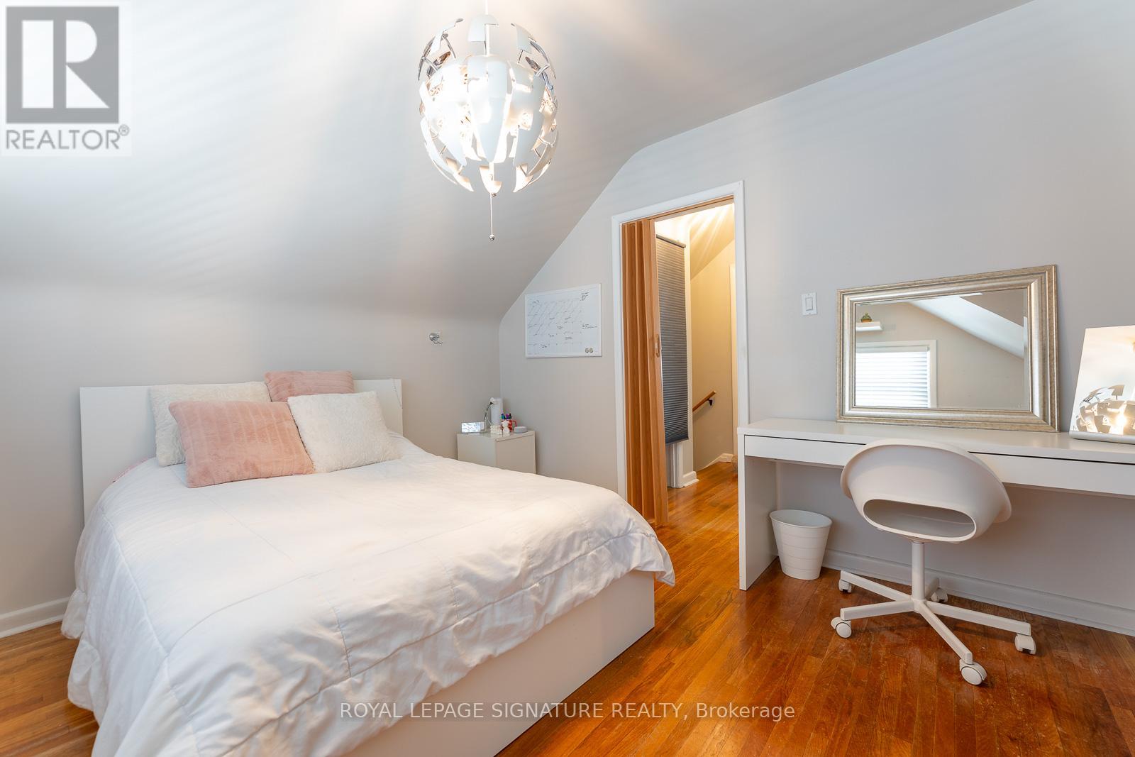 11 Coppermill Drive, Toronto, Ontario  M9W 3Z1 - Photo 22 - W12133994