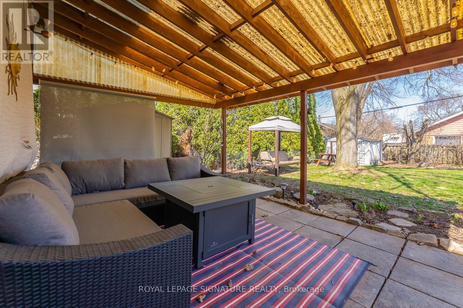 11 Coppermill Drive, Toronto, Ontario  M9W 3Z1 - Photo 5 - W12133994