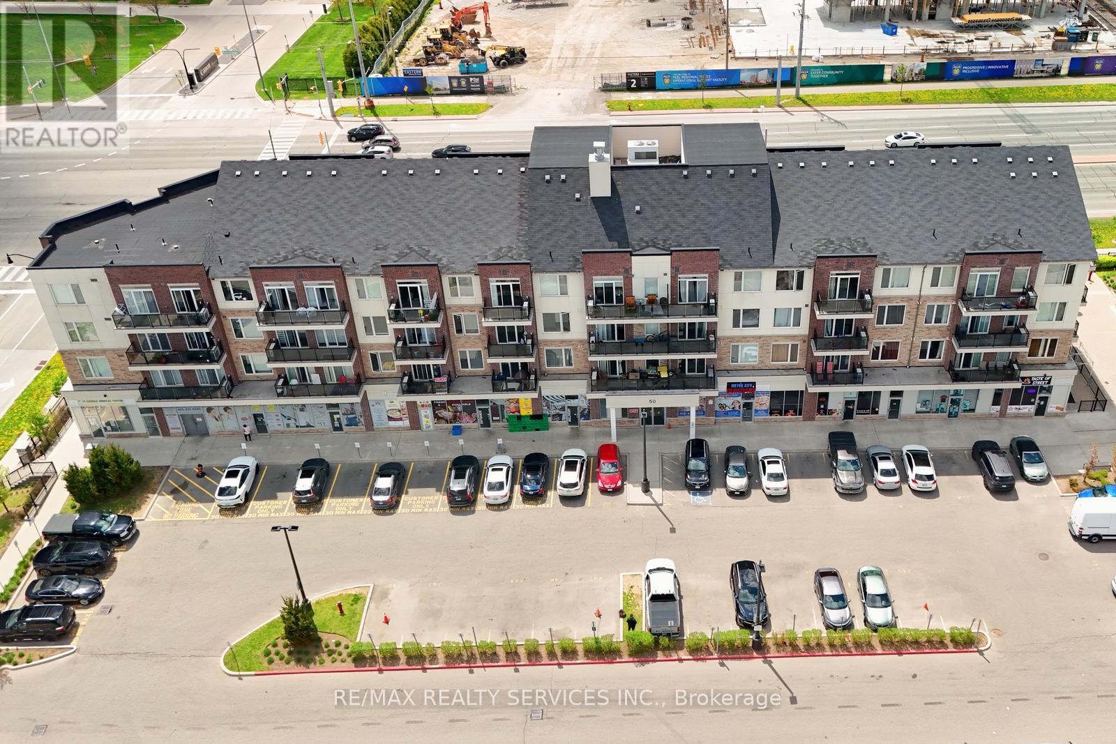Property at 411 - 50 SKY HARBOUR DRIVE image 1