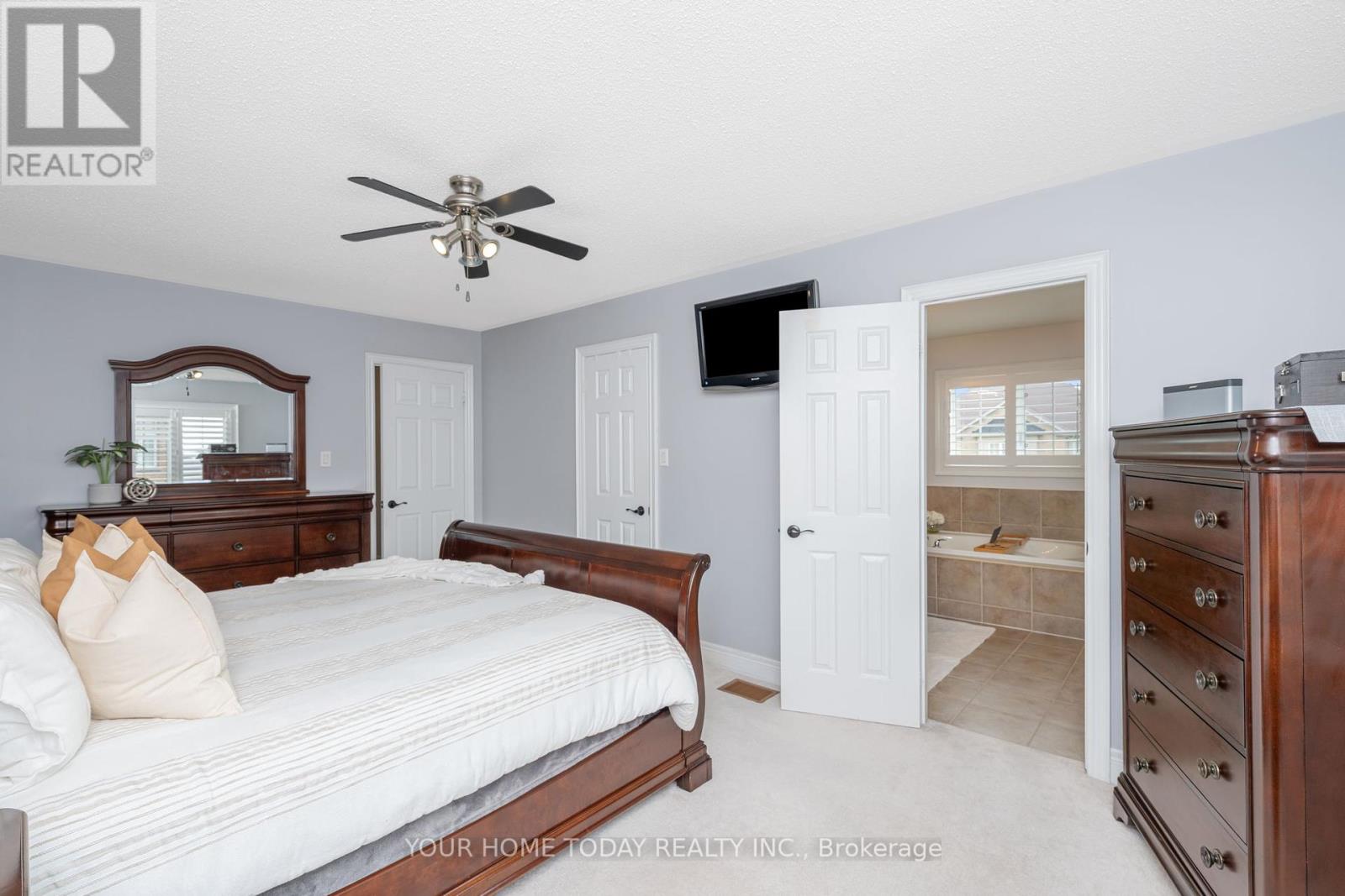 430 Barber Drive, Halton Hills, Ontario  L7G 0A5 - Photo 24 - W12134070