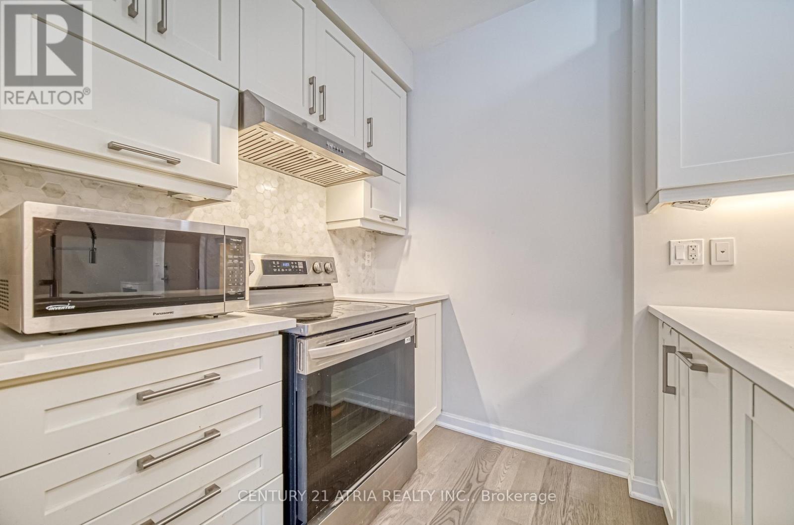 113 - 3028 Creekshore Common, Oakville, Ontario  L6M 5K6 - Photo 9 - W12134071