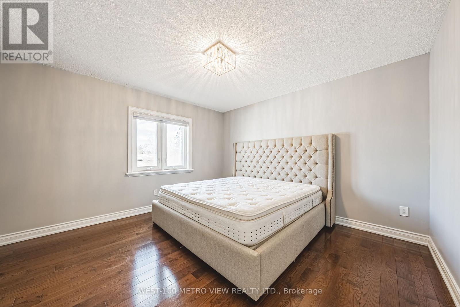 589 Glen Park Avenue, Toronto, Ontario  M6B 2G4 - Photo 23 - W12134091