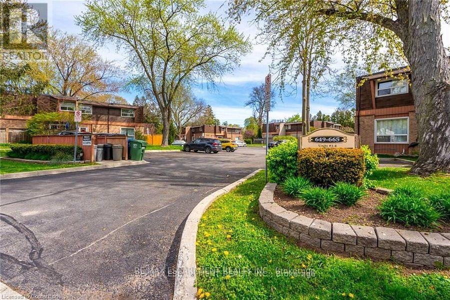 3 - 657 FRANCIS ROAD, Burlington, Ontario