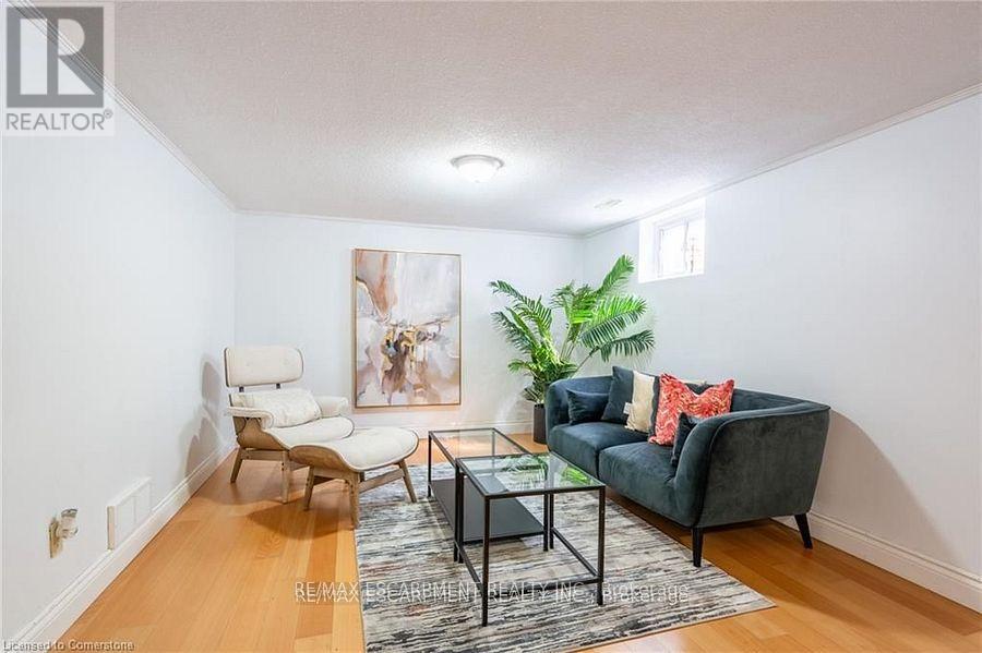3 - 657 Francis Road, Burlington, Ontario  L7T 3X6 - Photo 35 - W12134097