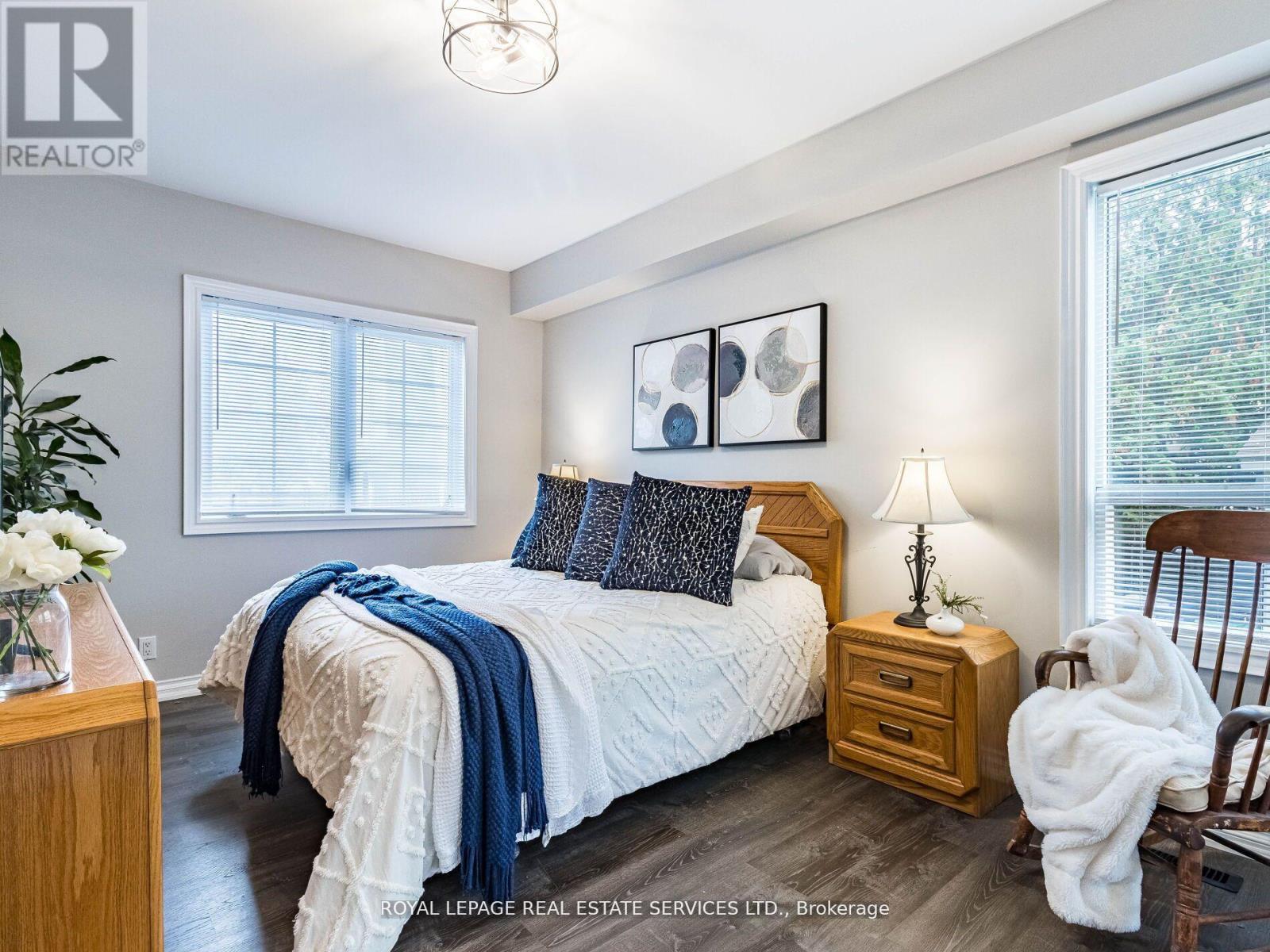 39 Clarence Street, Brampton, Ontario  L6W 1S2 - Photo 13 - W12134134