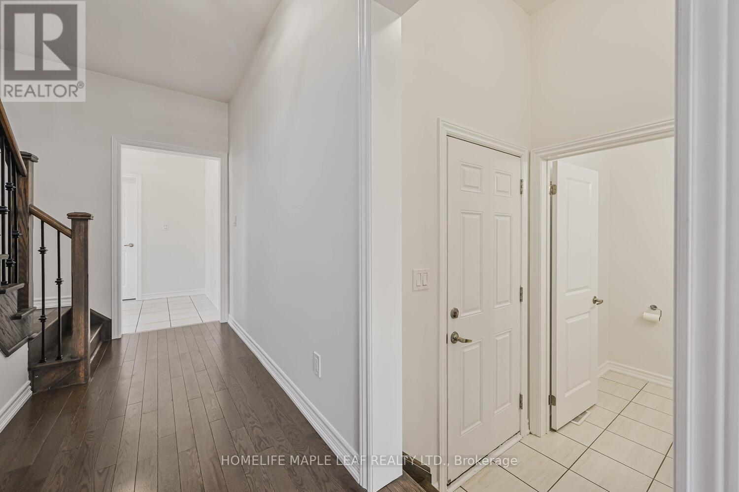 28 Gemma Place, Brampton, Ontario  L6Z 1X9 - Photo 25 - W12134180