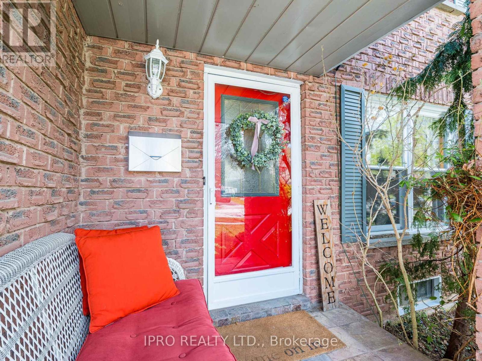 Property at 236 ROSS LANE image 3
