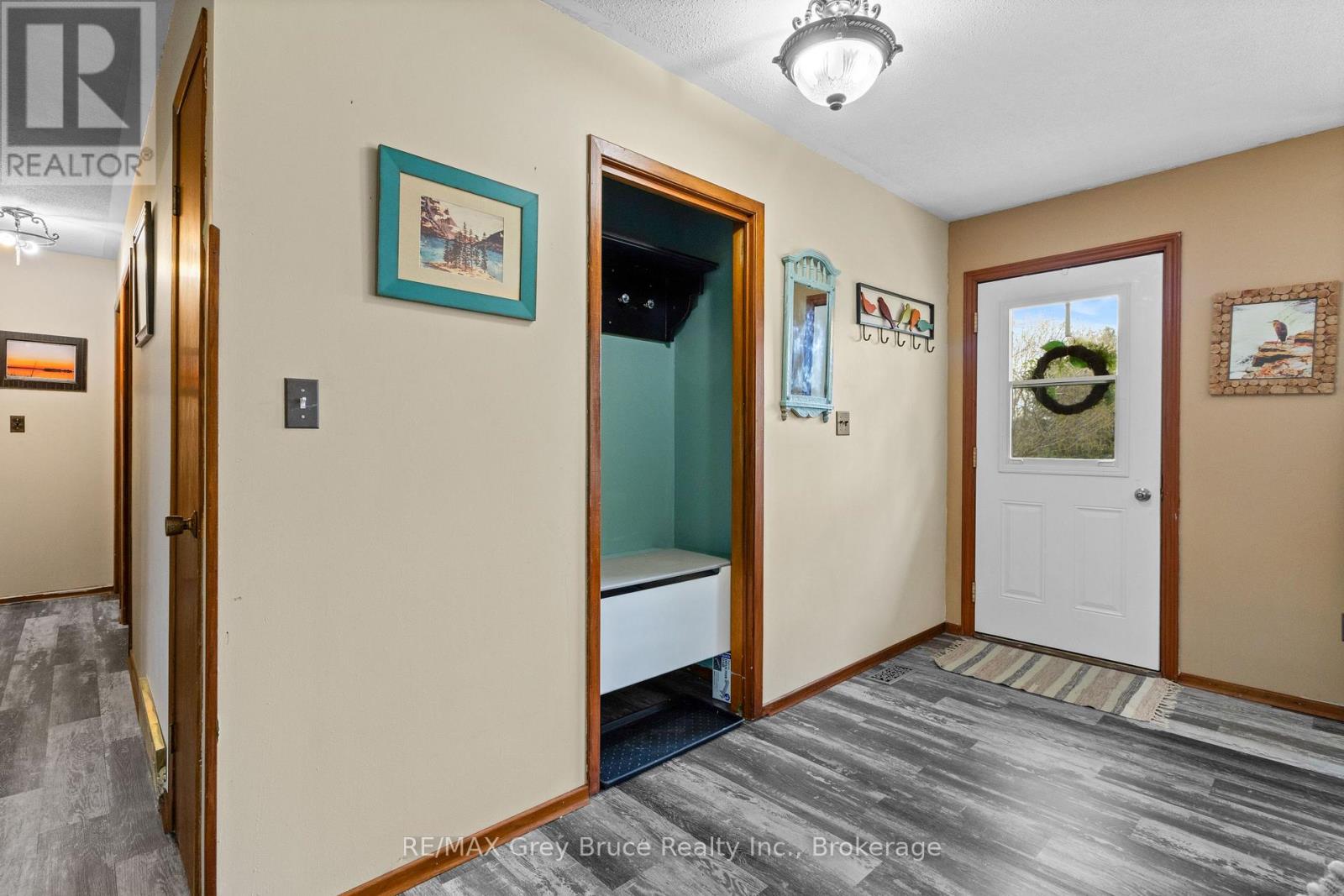 36 Thomas Street W, Arran-Elderslie, Ontario  N0H 1A0 - Photo 2 - X12134591