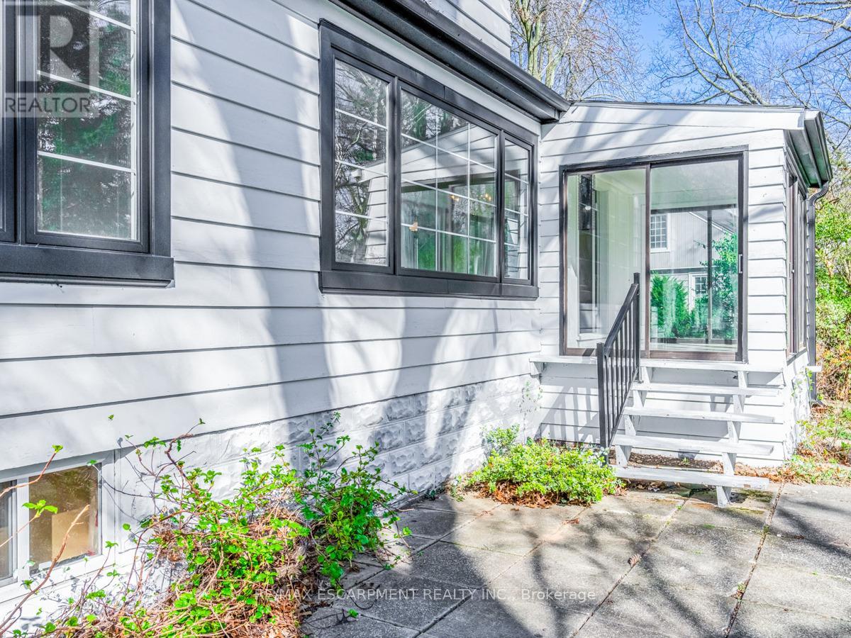 804 Shadeland Avenue, Burlington, Ontario  L7T 2M1 - Photo 27 - W12134287