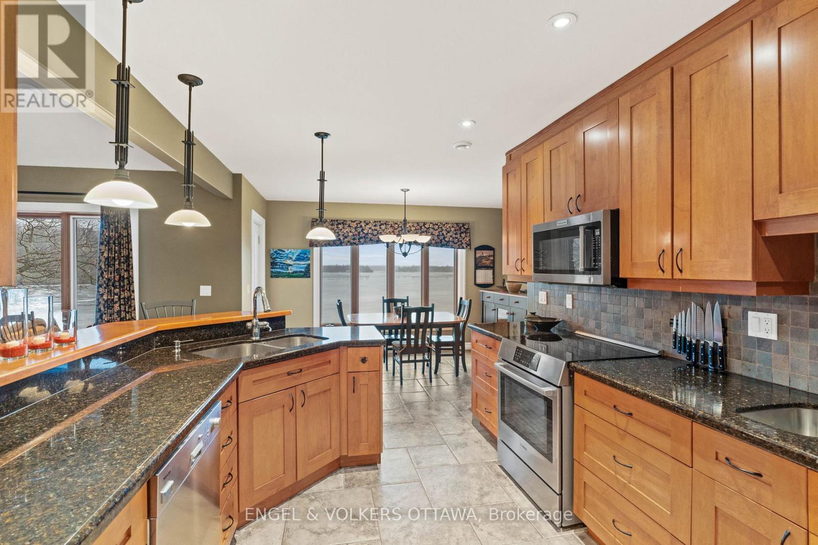 50 Belmonte Lane, Rideau Lakes, Ontario  K0G 1E0 - Photo 10 - X12134503