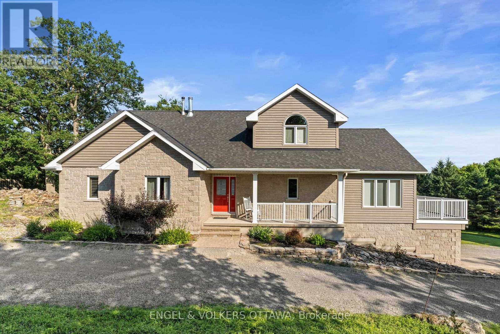 50 Belmonte Lane, Rideau Lakes, Ontario  K0G 1E0 - Photo 2 - X12134503