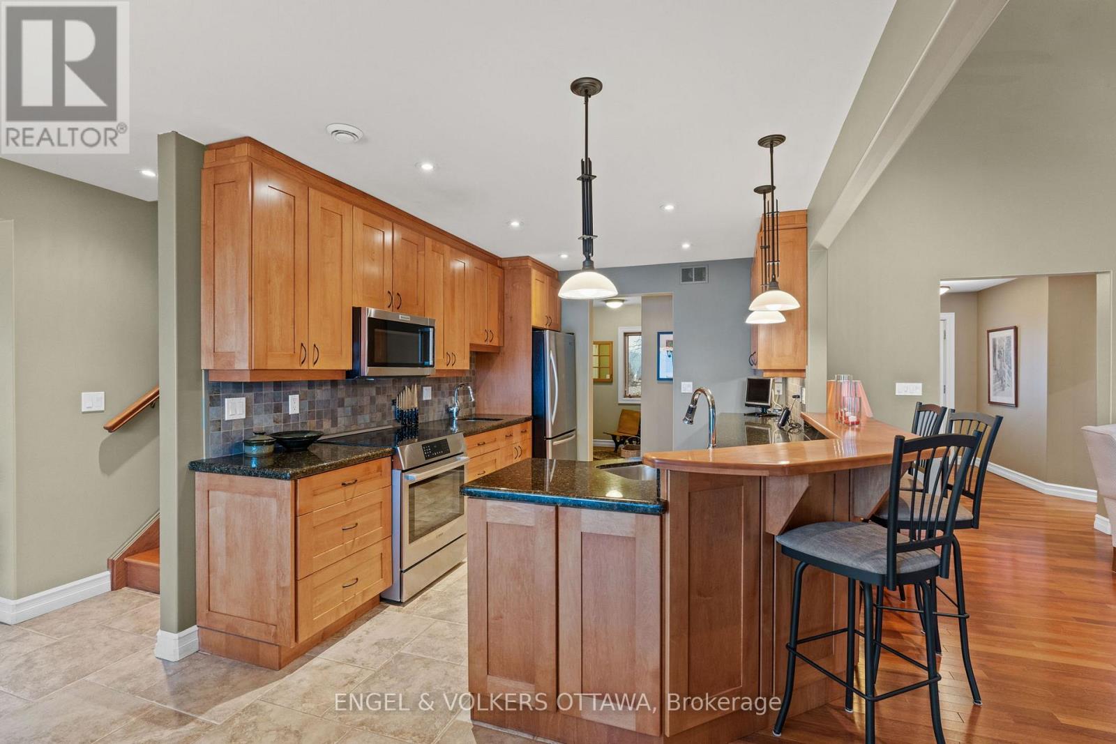 50 Belmonte Lane, Rideau Lakes, Ontario  K0G 1E0 - Photo 9 - X12134503