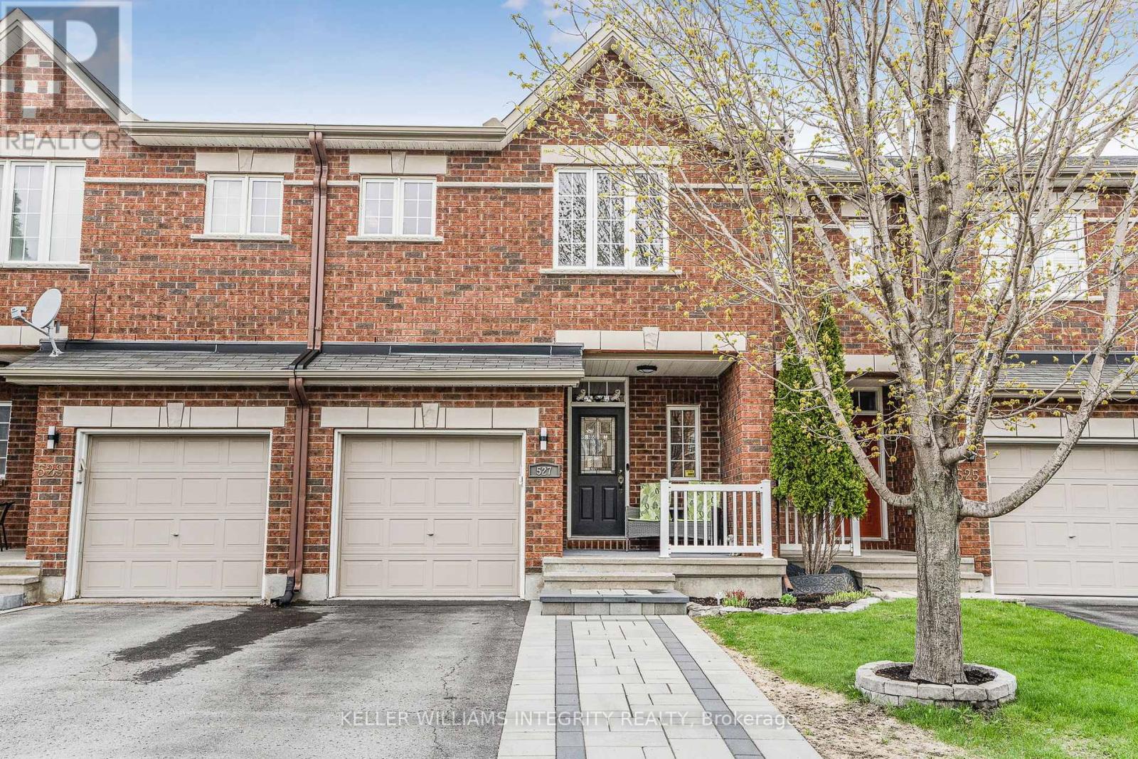 527 SALZBURG DRIVE, Ottawa, Ontario
