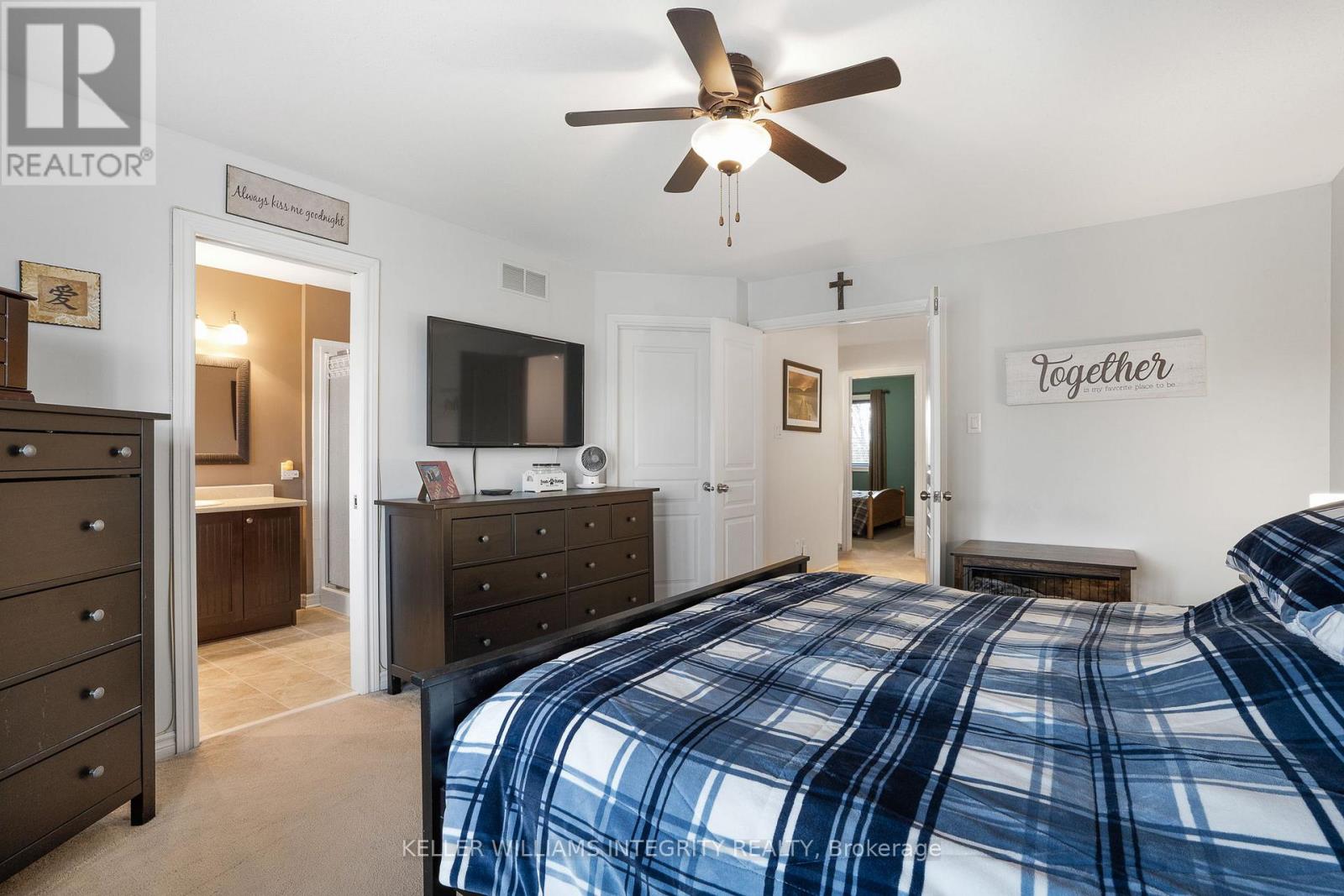527 Salzburg Drive, Ottawa, Ontario  K4A 0C6 - Photo 14 - X12134513