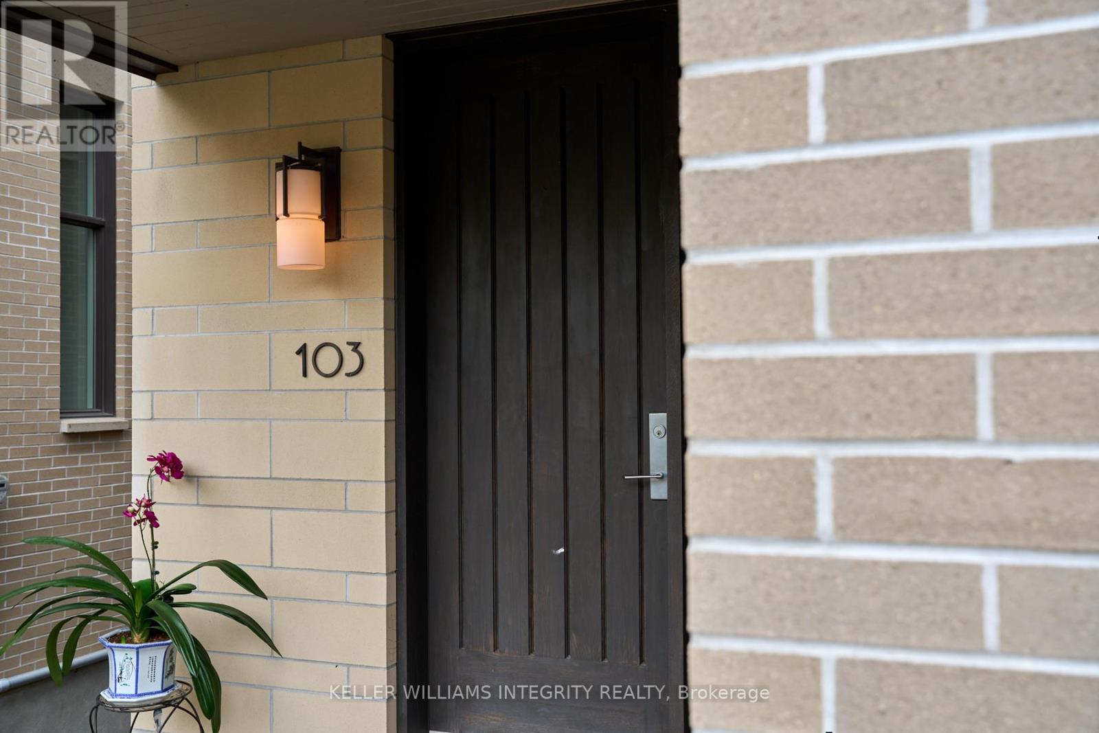Property at 103 BLACK MAPLE PRIVATE image 4