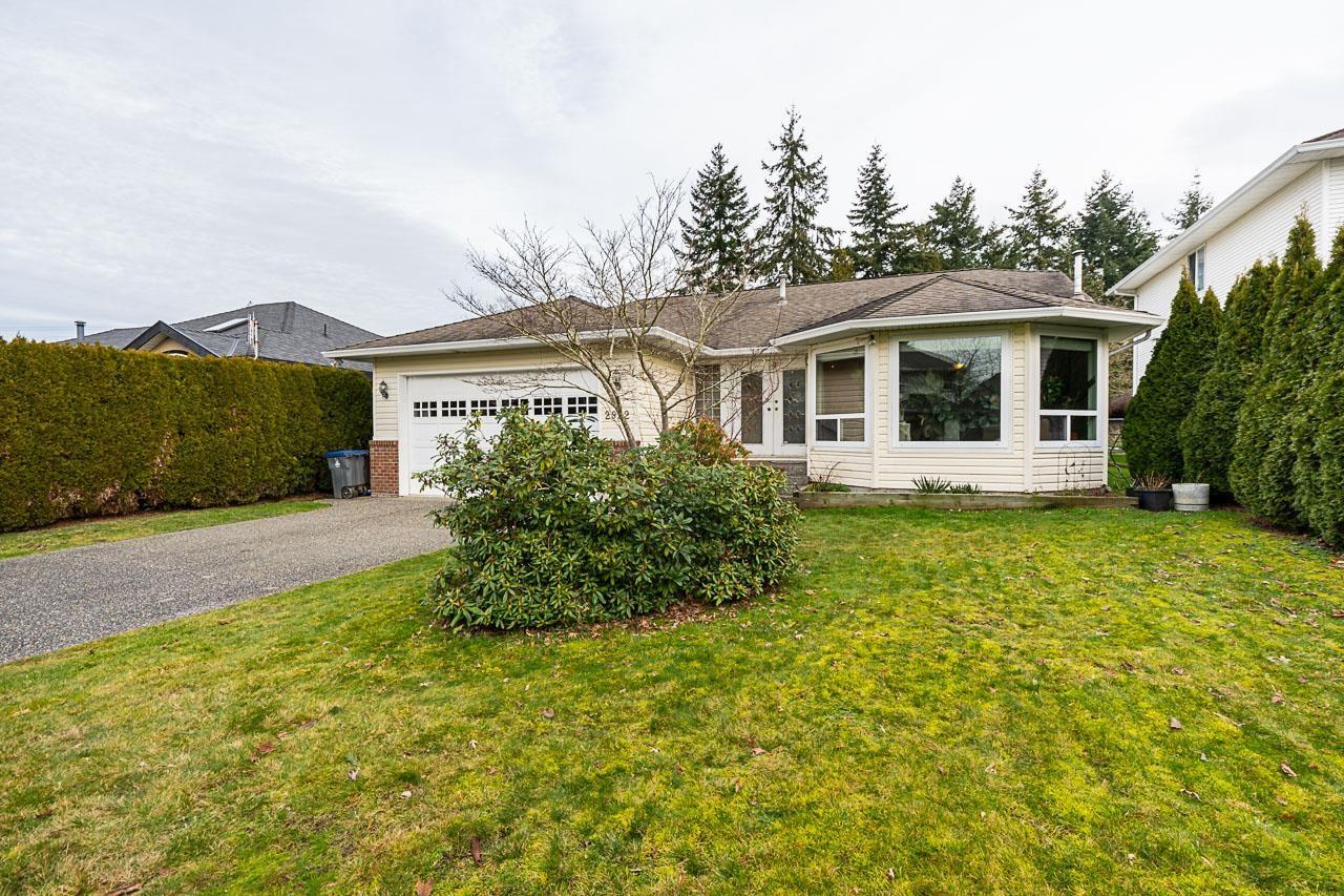 2992 152a Street, Surrey, British Columbia  V4P 1G7 - Photo 2 - R2960938