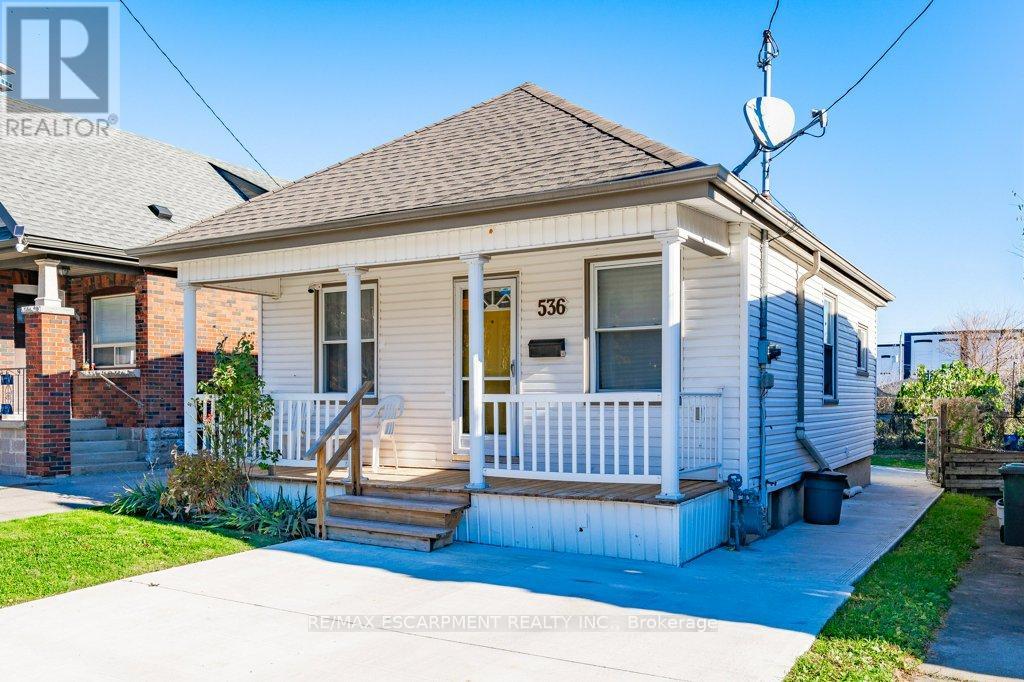 536 John Street N, Hamilton, Ontario  L8L 4S1 - Photo 2 - X12134036