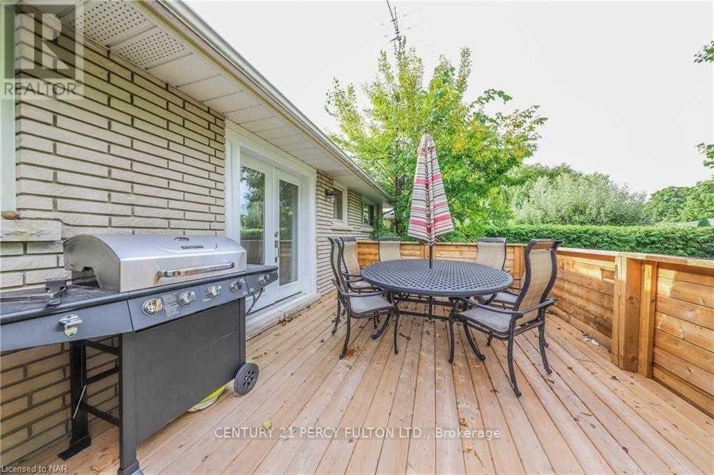 641 Niagara Street, St. Catharines, Ontario  L0S 1J0 - Photo 32 - X12134087