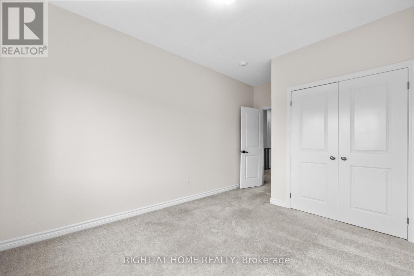 38 Hutchison Road, Guelph, Ontario  N1L 0R4 - Photo 33 - X12134132