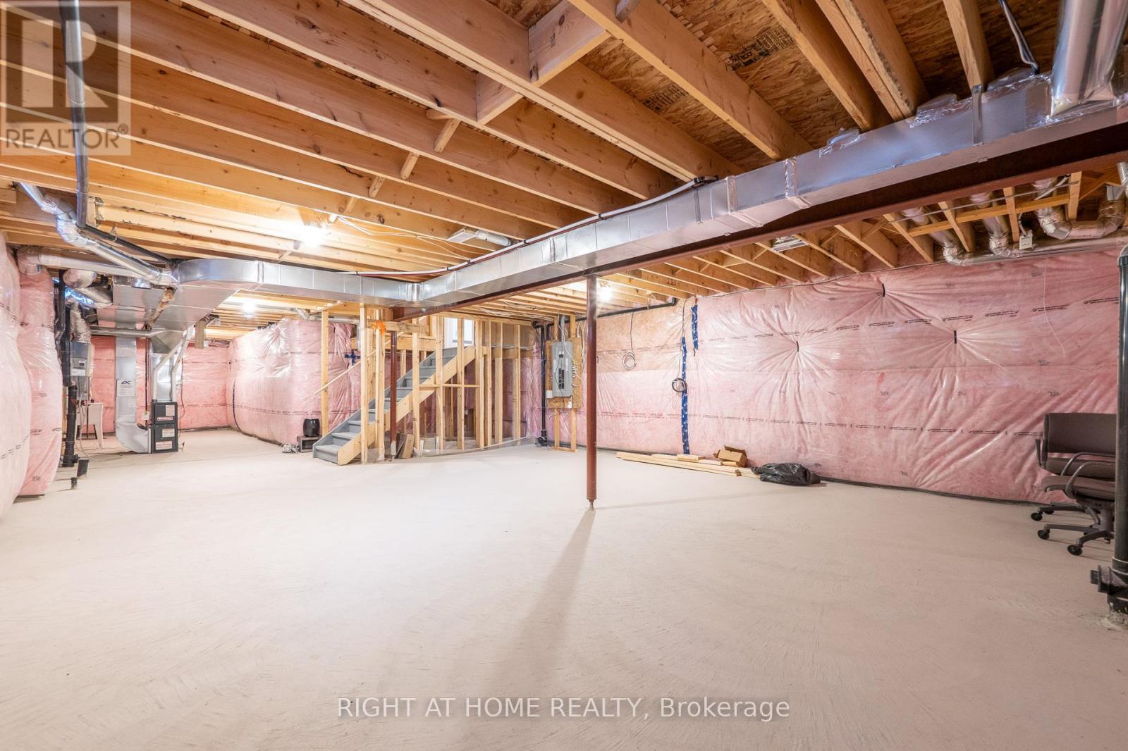 38 Hutchison Road, Guelph, Ontario  N1L 0R4 - Photo 38 - X12134132