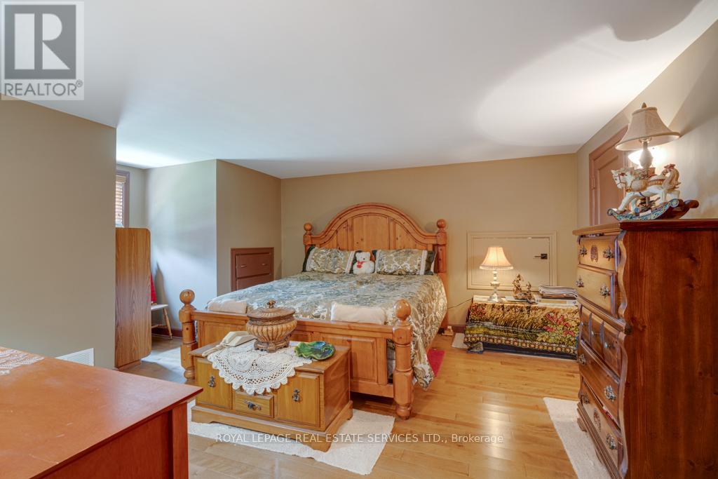 6949 Thorold Stone Road, Niagara Falls, Ontario  L2J 1B5 - Photo 24 - X12134172