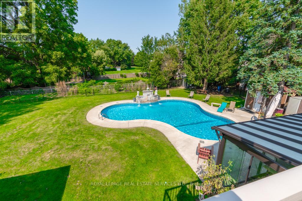 6949 Thorold Stone Road, Niagara Falls, Ontario  L2J 1B5 - Photo 32 - X12134172