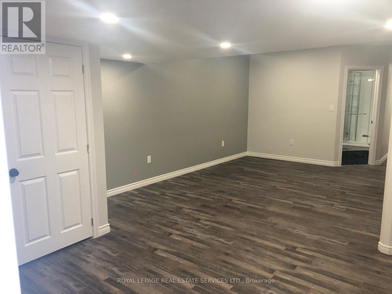 6949 Thorold Stone Road, Niagara Falls, Ontario  L2J 1B5 - Photo 44 - X12134172