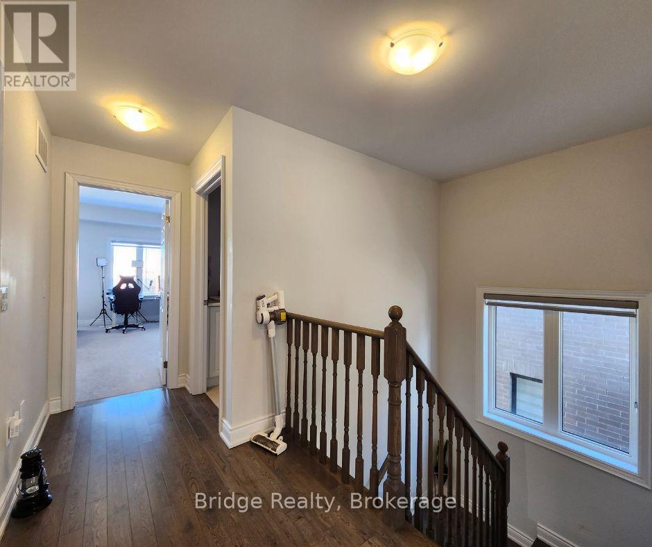 199 Huntingford Trail, Woodstock, Ontario  N4T 0M4 - Photo 22 - X12134614