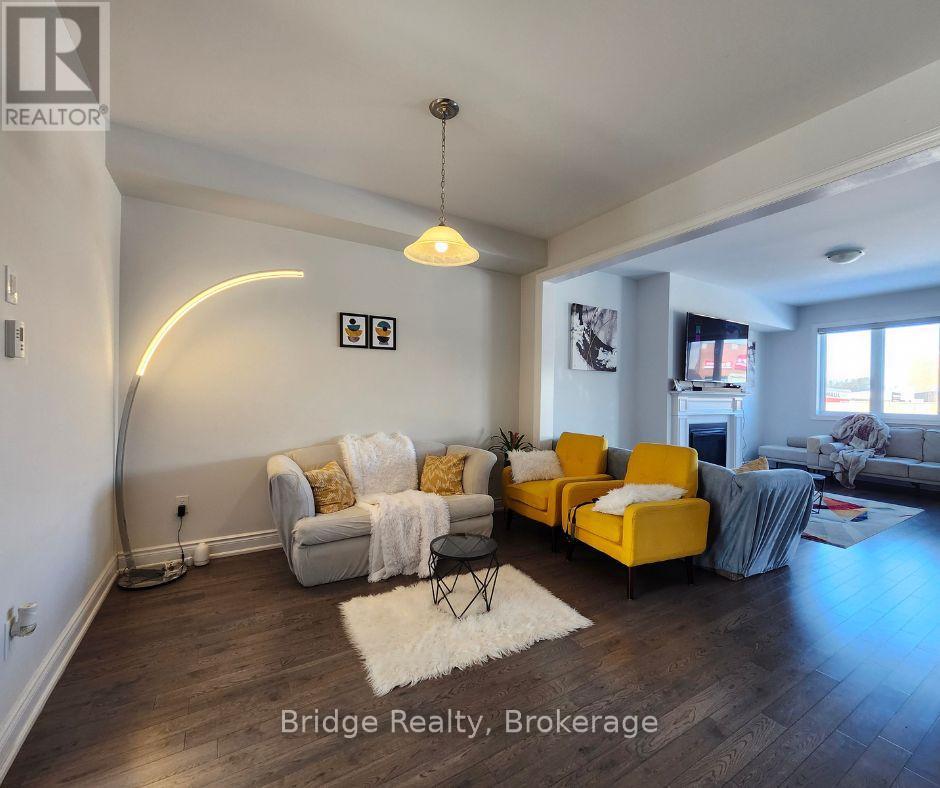 199 Huntingford Trail, Woodstock, Ontario  N4T 0M4 - Photo 8 - X12134614