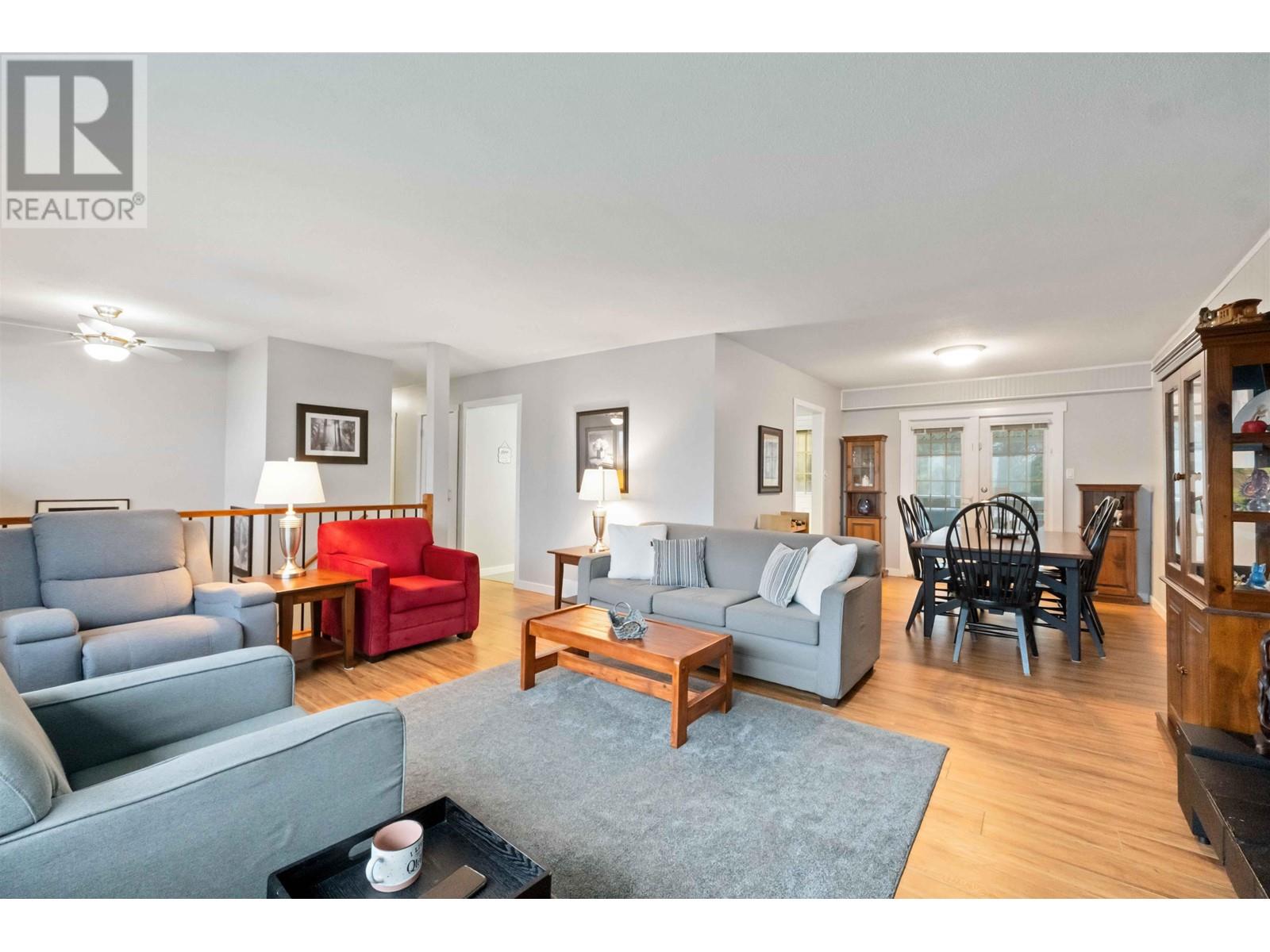 21838 Mountainview Crescent, Maple Ridge, British Columbia  V2X 3V3 - Photo 5 - R2987646