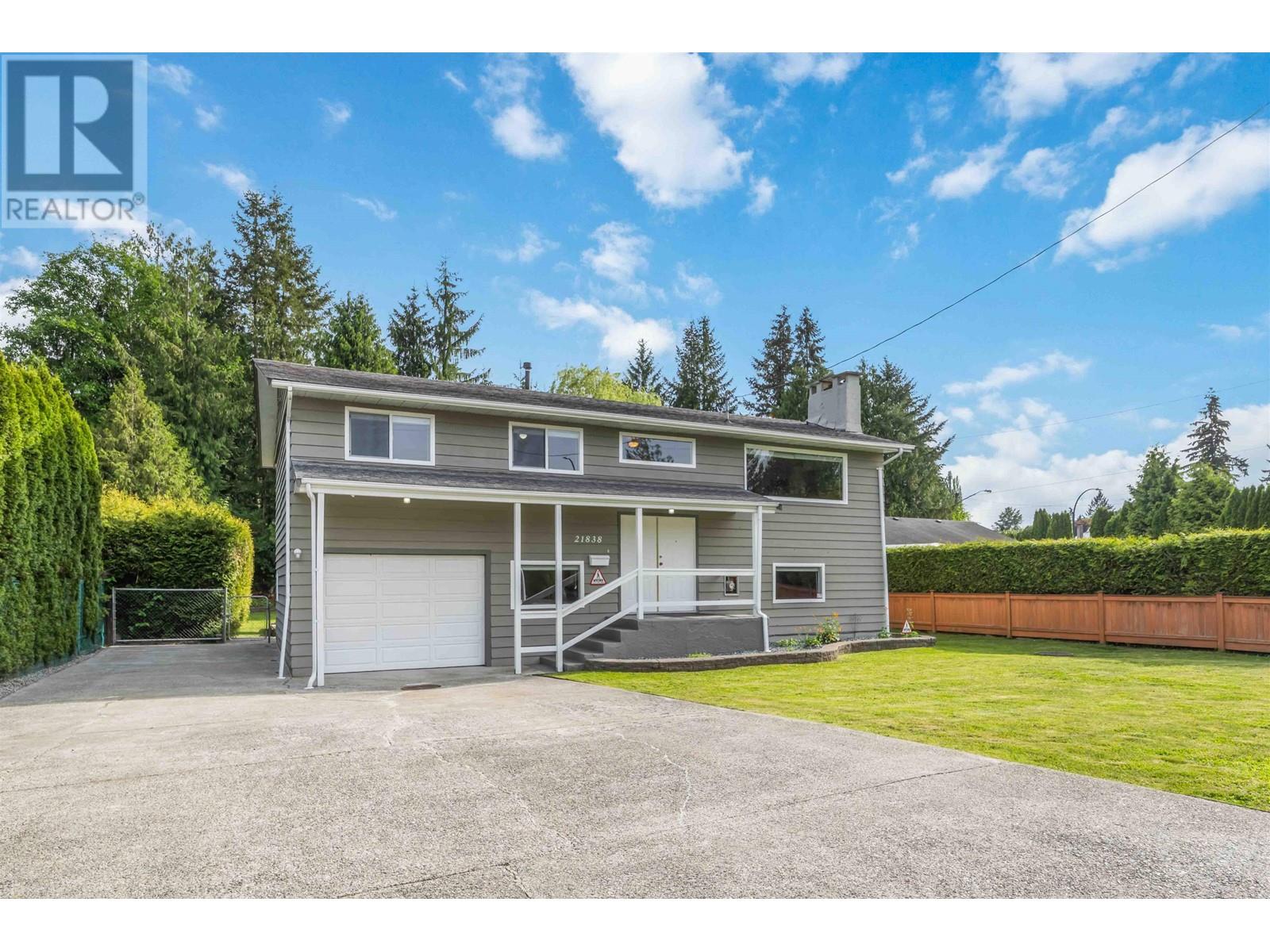 21838 Mountainview Crescent, Maple Ridge, British Columbia  V2X 3V3 - Photo 1 - R2987646