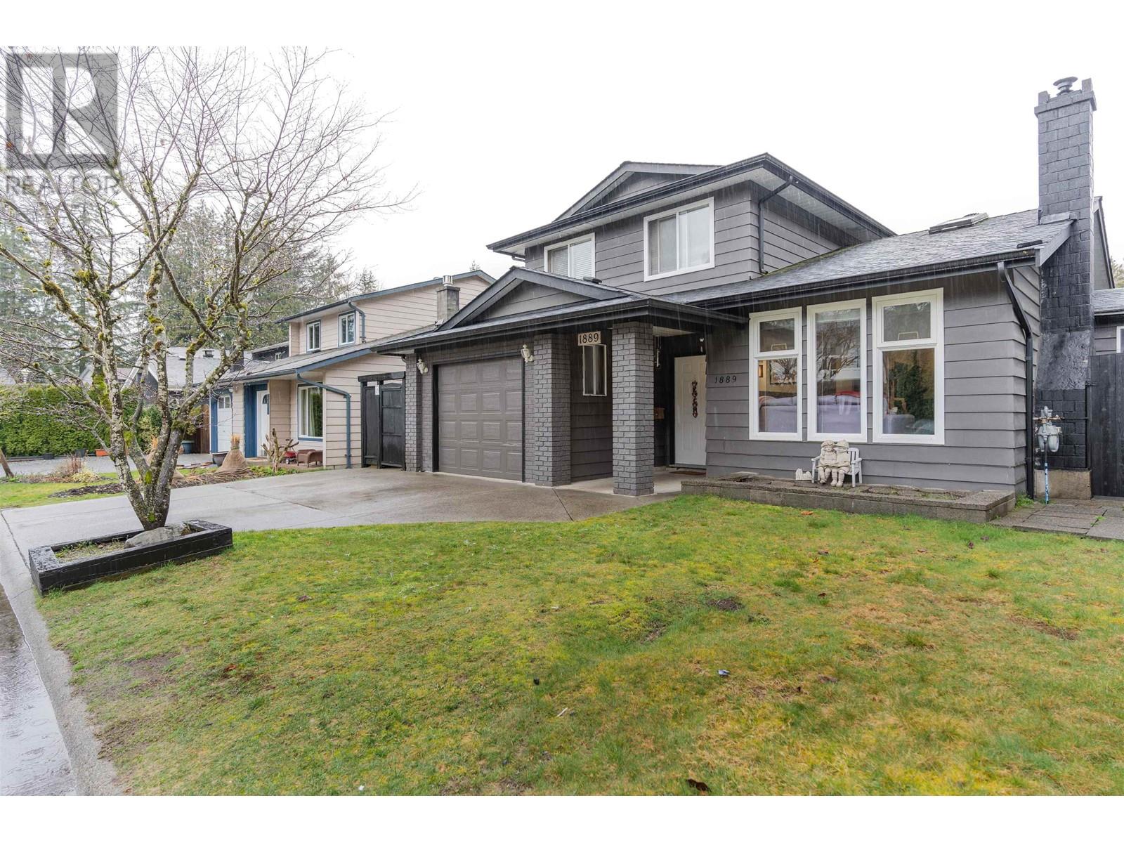 1889 Bluff Way, Coquitlam, British Columbia  V3E 1J3 - Photo 2 - R2999753