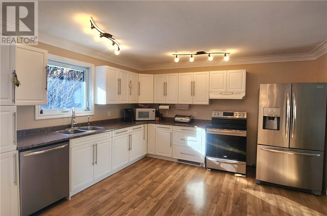 2579 Bay Estates Rd N, Sheguiandah, Ontario  P0P 1W0 - Photo 8 - 2119947