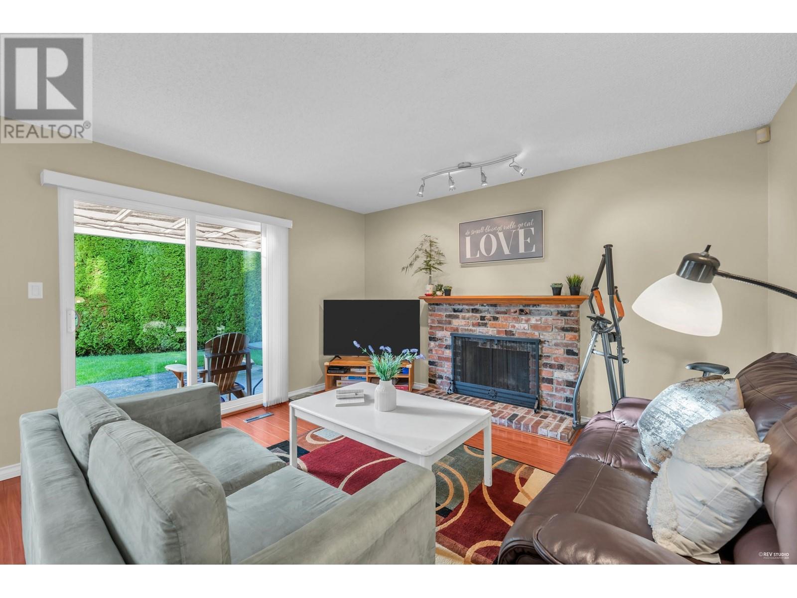 8851 Dolphin Court, Richmond, British Columbia  V6Y 3J7 - Photo 14 - R3000254