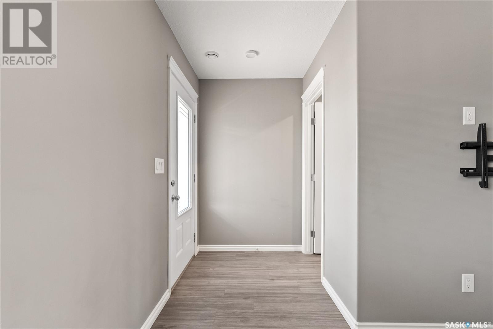 311 110 Akhtar Bend, Saskatoon, Saskatchewan  S7W 0Y9 - Photo 3 - SK005159