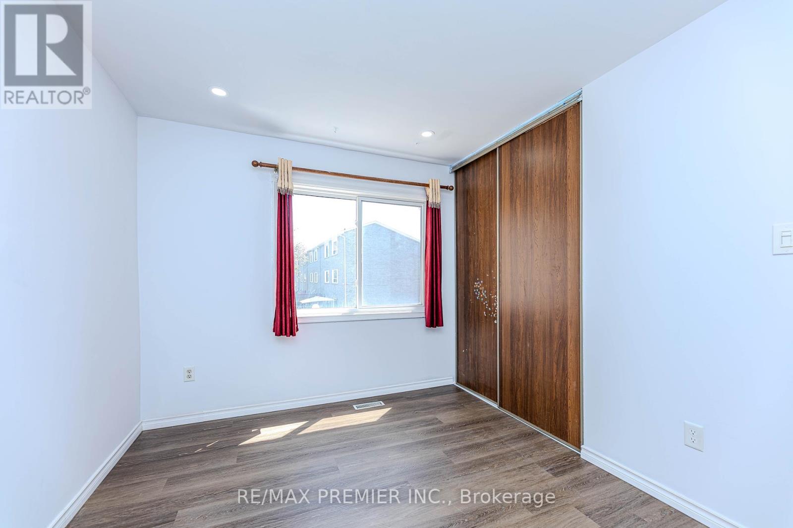 48 - 2012 Martin Grove Road, Toronto, Ontario  M9V 4A3 - Photo 35 - W12130079