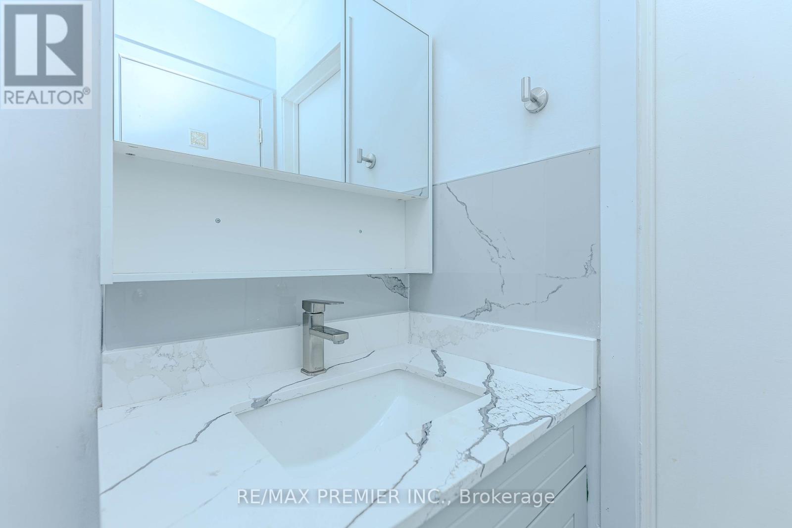 48 - 2012 Martin Grove Road, Toronto, Ontario  M9V 4A3 - Photo 40 - W12130079