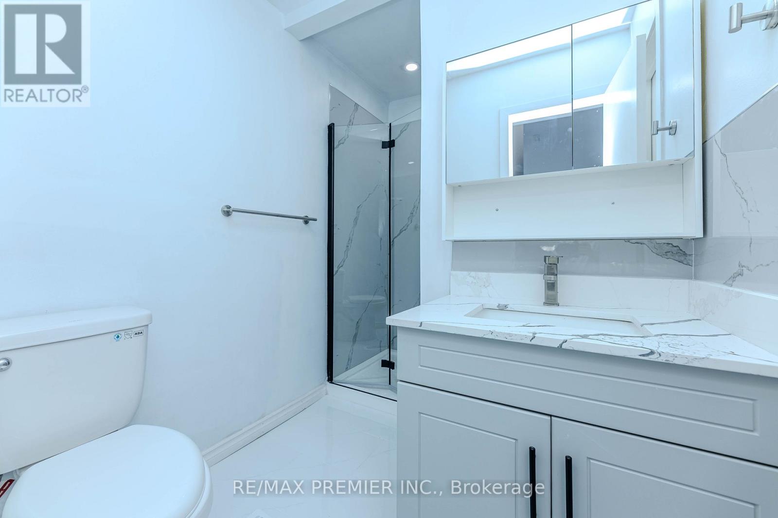 48 - 2012 Martin Grove Road, Toronto, Ontario  M9V 4A3 - Photo 39 - W12130079